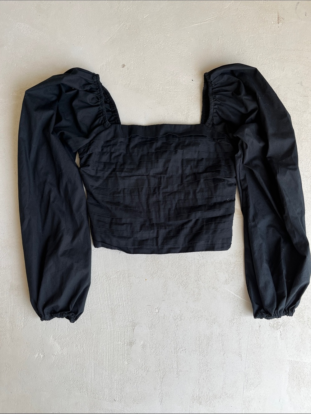Abercrombie & Fitch Black Puff-Sleeve Square Crop Top